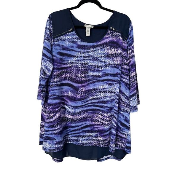 Catherines Top Size 1X Purple 3/4 Sleeve Scoop Neck Geometric Split Back Hi Lo - Picture 1 of 11
